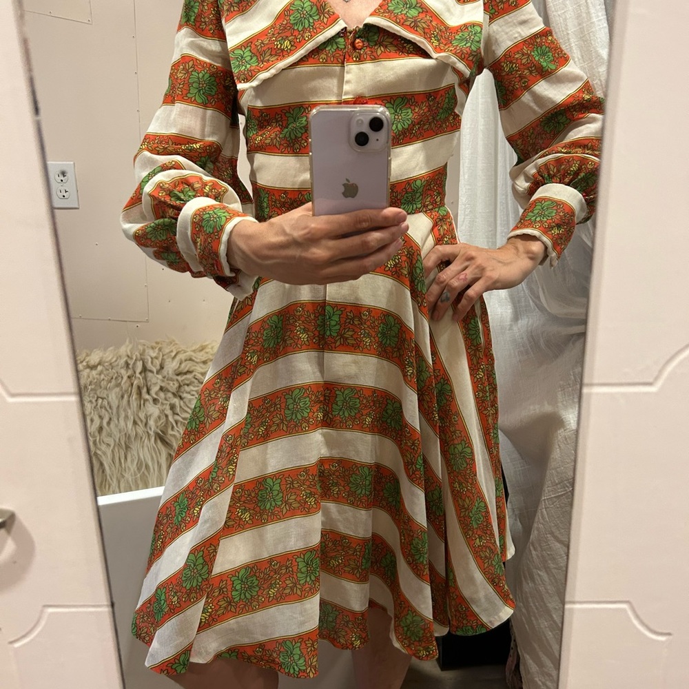 Vintage perfection! Immaculate condition Jam Sue of california dress.